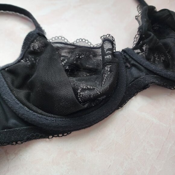 VICTORIA'S SECRET Body by Victoria Unlined Demi in black lace size 36C - Picture 5 of 7